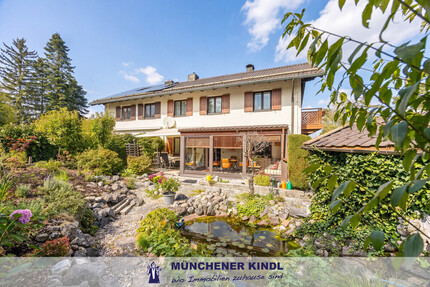 Ein Zuhause zum Wohlfühlen – mit Charme, Wintergarten und Kachelofen in Baldham