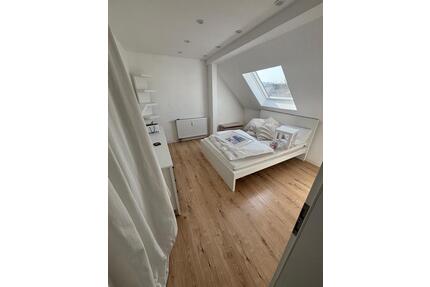 2 Zimmer DG Wohnung, zentral gelegen - Horn-Bad Meinberg