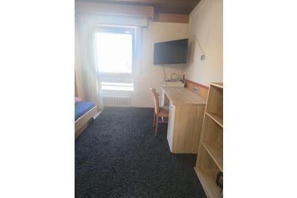 Möbliertes ein Zimmer Wohnung Zentral Lage - ab Sofort bis 31.06. - Heilbronn
