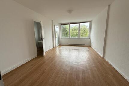 Sanierte helle Wohnung Dürener Innenstadt - sofort frei