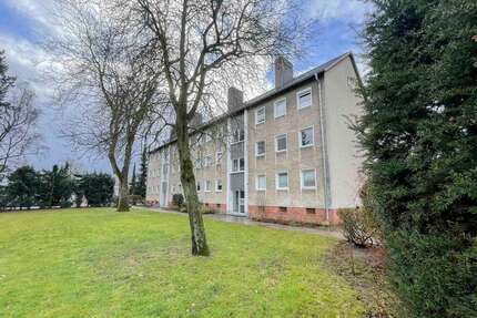 Wohnung zum Kaufen in Lübeck 120.000,00 € 65 m²