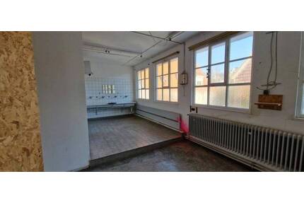 BüroHallenflächeLagerhalle Großabstellraum Abstellraum in Jebenhausen zu vermieten - Göppingen-Jebenhausen