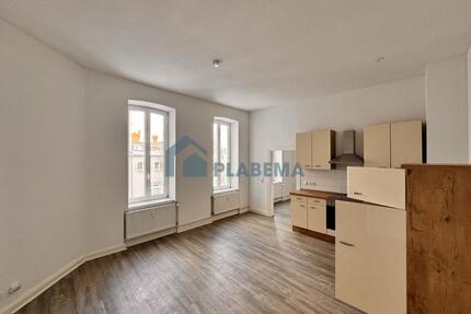 Ruhige 3 Zimmer Wohnung im Hinterhaus + neue EBK - Schwerin