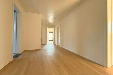 Frisch sanierte 4-Zimmer-Wohnung in Mahlberg mit Balkon