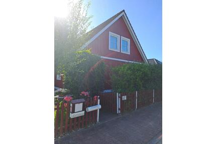 Rot weißes Schwedenhaus (BJ.1997) - Velten