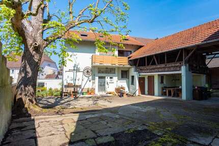 Haus zum Kaufen in Kraichtal Landshausen 349.000,00 € 165 m² - Kraichtal / Landshausen