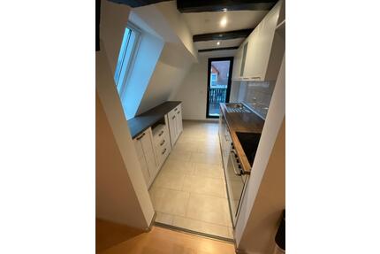 Dachgeschoss-Loft mit großer Terrasse - Karben