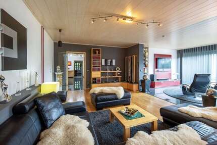 Haus zum Kaufen in Grasellenbach Hammelbach 589.000,00 € 294 m² - Grasellenbach / Hammelbach