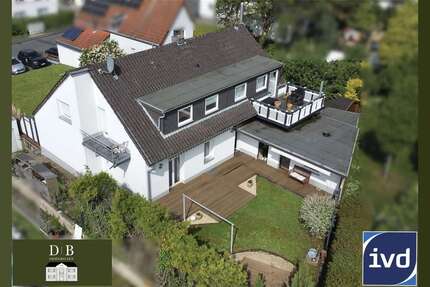 Haus zum Kaufen in Niederkassel 669.990,00 € 224.6 m²