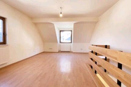 Reihenhaus in Bendorf-Sayn - 940,00&nbsp;EUR Kaltmiete, ca.&nbsp; 90,00&nbsp;m&sup2; in Bendorf (PLZ: 56170)