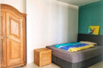 WG Zimmer 35qm Möbliert in Offenbach Kaiserlei - Offenbach am Main Hafen