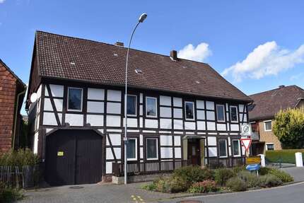 Haus zum Kaufen in Bovenden 199.000,00 € 263 m²