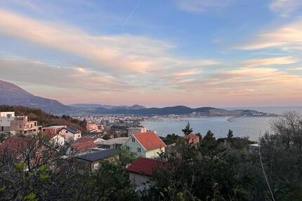 3 Häuser auf einem Grundstück in Bar, Montenegro - Schenkenzell