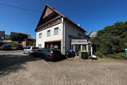 Freistehendes Einfamilienhaus 180qm Wintergarten, Balkon - Miete - Halsenbach