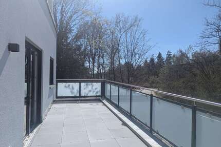 Wohnung zum Mieten in Mitterfels 1.145,00 € 95.53 m²