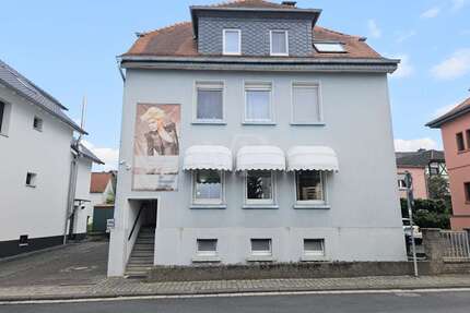 Haus zum Kaufen in Neu-Anspach 449.000,00 € 163 m²