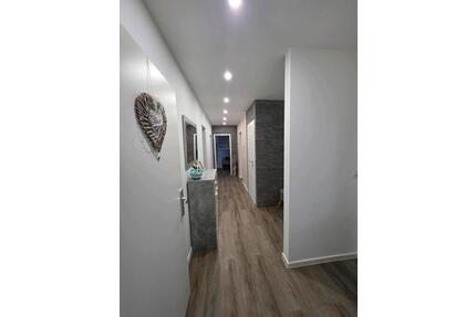 Drei Zimmer Wohnung mit Balkon (Herkules Blick) - Kassel Philippinenhof-Warteberg