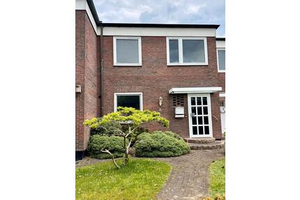 Reihenhaus mit großem Garten in Norderstedt, courtagefrei