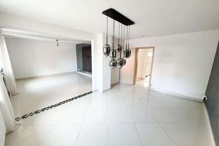 Haus zum Kaufen in Frankfurt am Main 598.000,00 € 132.98 m²