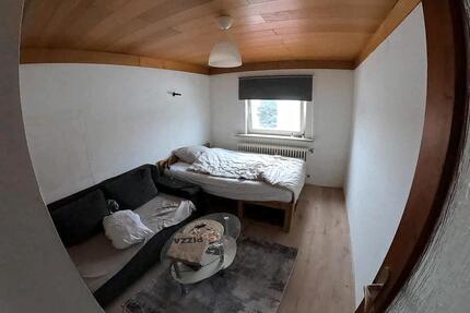 Zimmer zu vermieten - 550,00&nbsp;EUR Kaltmiete, ca.&nbsp; 10,00&nbsp;m&sup2; in Neumarkt in der Oberpfalz (PLZ: 92318) Altenhof