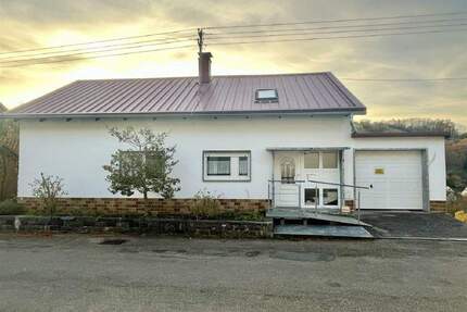 Wohnhaus in Niederstetten - Vorbachzimmern - Niederstetten-Vorbachzimmern