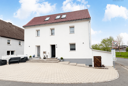 Haus zum Kaufen in Plech 439.000,00 € 180 m²