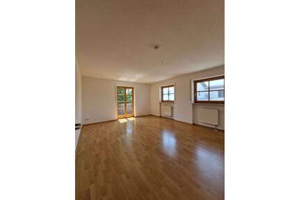 Wohnung zum Mieten in Rechtmehring 850,00 € 84 m²