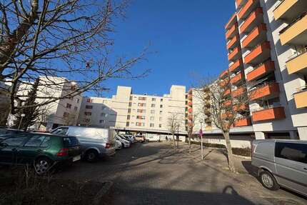Wohnung zum Mieten in Berlin 338,40 € 39.18 m²