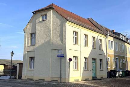 Haus zum Kaufen in Brandenburg 252.000,00 € 111 m²