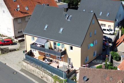 Drei-Zimmer-Wohnung im 1.Obergeschoss inkl. Kfz-Stellplatz in Aurachtal-Münchaurach