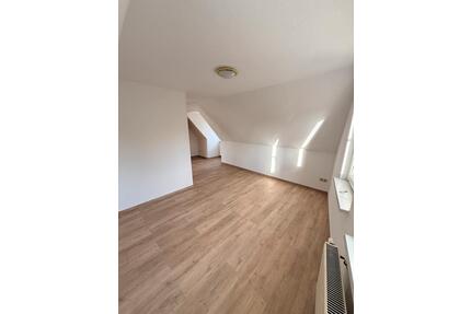 gemütliche Single-Dachgeschosswohnung 55qm in Schleusingen