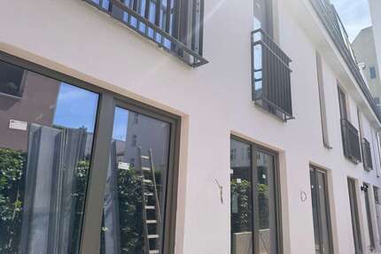 Haus zum Kaufen in Berlin 949.000,00 € 118.75 m²