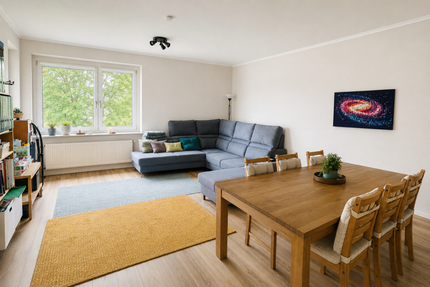 Frankfurt-Heddernheim: Gut geschnittene 4-Zimmer-Wohnung mit Balkon! - Frankfurt am Main