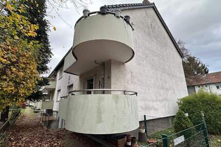 ***BEZUGSFREI*** Wohnung trifft Hausgefühl – 2-Zimmer mit Balkon & eigenem rd. 100 m² Garten – Stellplatz inklusive! - Köln Gremberghoven