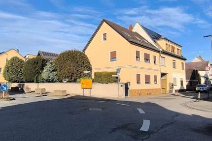 Haus zum Kaufen in Bischofsheim 545.000,00 € 170 m²