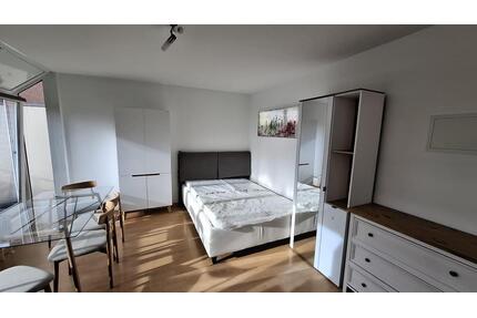 Möblierte 1 Zimmer Wohnung mit Panorama und großem Balkon - Hannover Herrenhausen-Stöcken