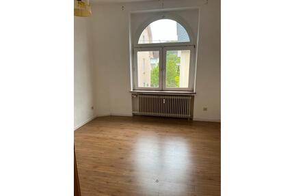 Wohnung ab sofort - 1.000,00&nbsp;EUR Kaltmiete, ca.&nbsp; 8,00&nbsp;m&sup2; in Siegen (PLZ: 57072)