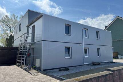 *REDUZIERT* Vielseitiges Immobilienensemble mit Halle, moderner Hauptwohnung und zwei vermieteten Wohneinheiten - eine seltene Gelegenheit mit Potenzi - Kamen Kamen-Mitte