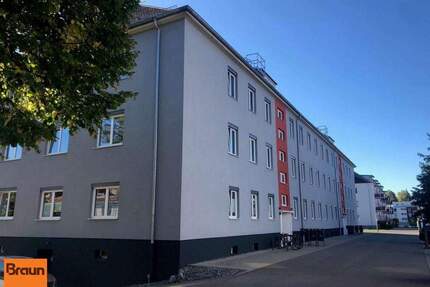 Moderne Büro-Praxisfläche (54 m²) im Dachgeschoss in VS-Villingen zu vermieten - Villingen-Schwenningen