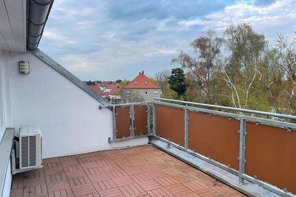 „Exklusives Single-Appartement: Dachterrasse & Klimaanlage - Zwenkau