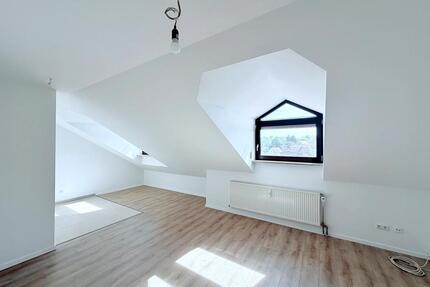 2-Zimmer Wohnung inkl. Stellplatz frisch renoviert - Regensburg Galgenberg