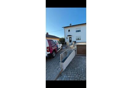 Einfamilienhaus - 1.300,00&nbsp;EUR Kaltmiete, ca.&nbsp; 130,00&nbsp;m&sup2; in Ensdorf (PLZ: 66806)