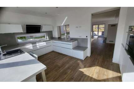 Wohnung zum Mieten in Petersberg 1.640,00 € 126 m²