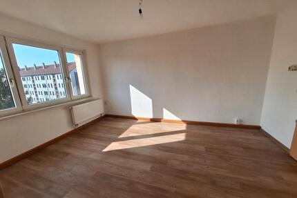 Schöne helle 2 Raum Wohnung, ruhige Lage in Frohburg
