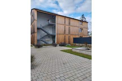 Vermietung - großzügige 4 Zimmerwohnung im 1. Obergeschoss in Böhringen - Radolfzell am Bodensee