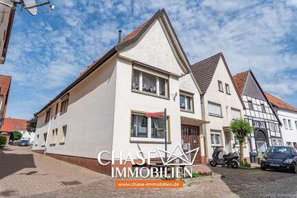 Haus zum Kaufen in Blomberg 319.000,00 € 359 m²