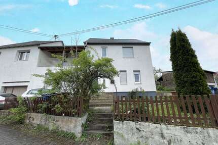 Haus zum Kaufen in Linkenbach 219.000,00 € 155 m²