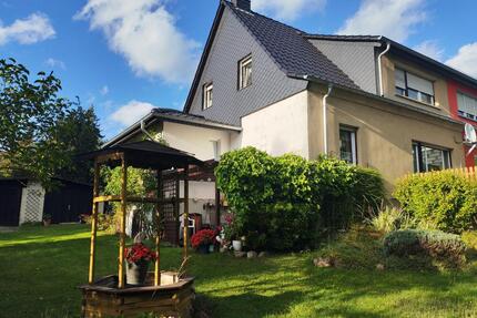 Doppelhaushälfte auf idyllischem Grundstück mit Potential - Wiesenburg/Mark