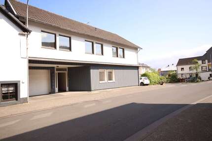 Haus zum Kaufen in Dahlem 170.000,00 € 347 m²