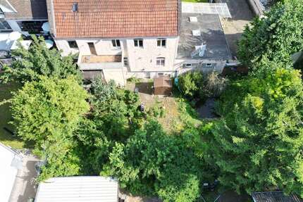 Haus zum Kaufen in Wiesbaden 550.000,00 € 244.52 m²